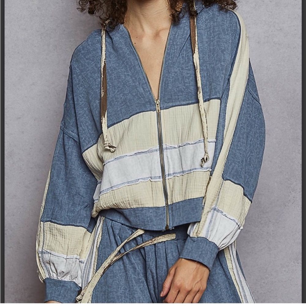 POL NWT Blue and Cream Patchwork Zip-Front Hoodie Size Large - Picture 2 of 6